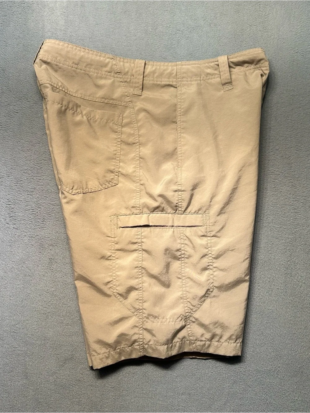 Nike Mens XL Cargo Shorts Tan Outdoor Hiking Utility Fishing Performance